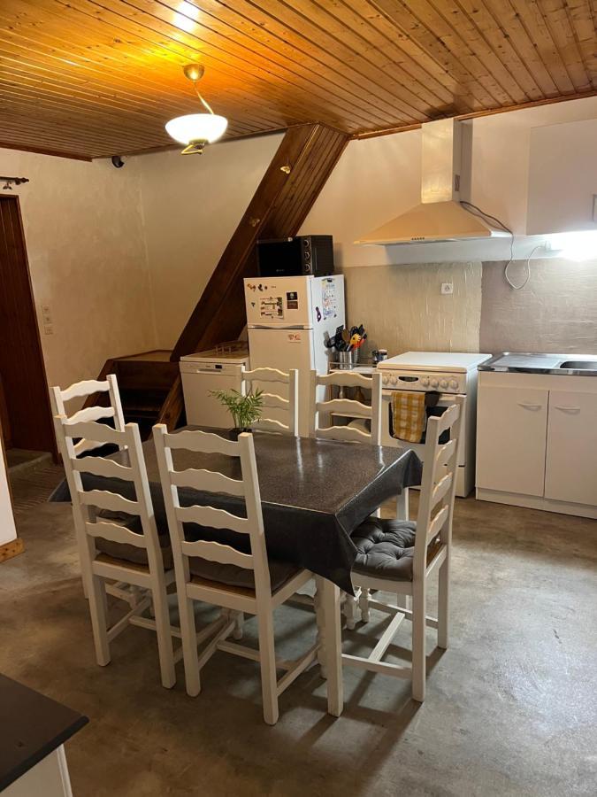 Gite Des Reculees Ladoye-sur-Seille Exterior foto